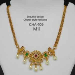 choker style necklace